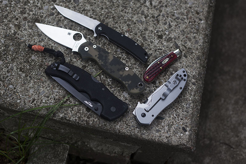 A Massive List of the Best EDC Knives on the Market (Updated 2017)