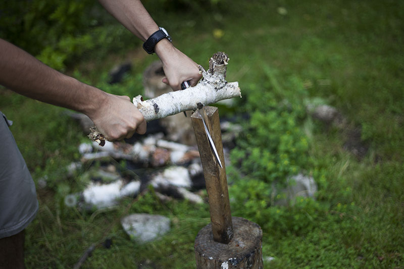 testing cheap survival knife