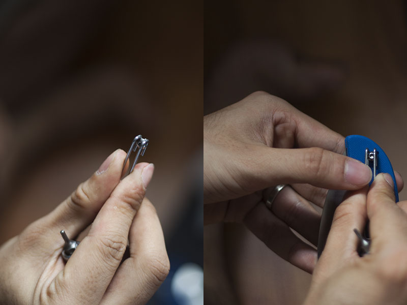 how to put a clip screw back on a knife