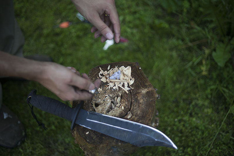 making a fire when wood is wet