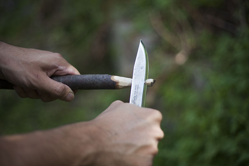 buschraft knife making spike testing