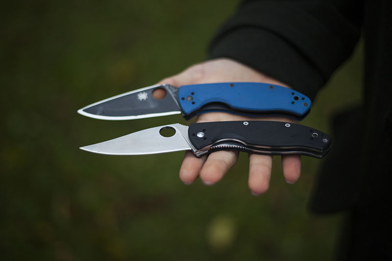 knife review for spyderco tenacious folder