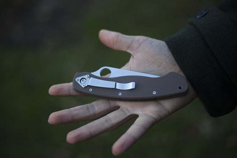 spyderco military g10 folding knife