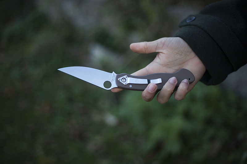 military 1 knife review