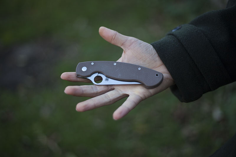 military folding knife