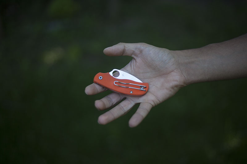 survival blog review orange spyderco urban slip joint knife