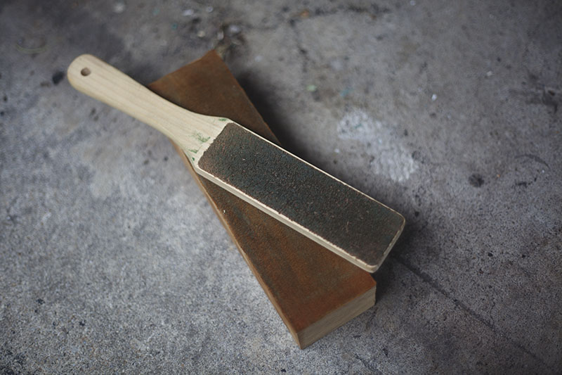 What's the Best Way to Sharpen Stainless Steel Knives?