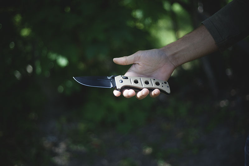 everyday carry tactical knife benchmade adamas review