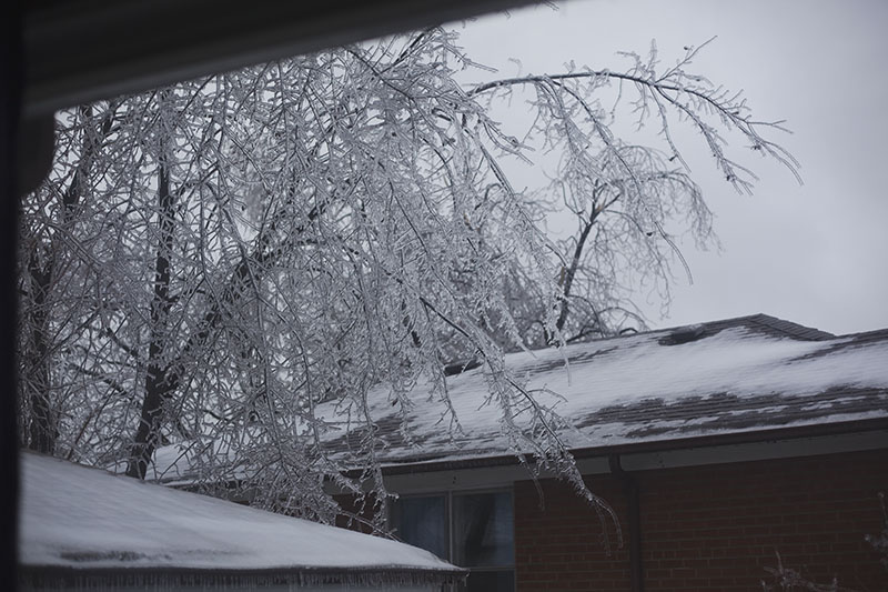 emergency-preparedness-supplies-winter-ice-storm