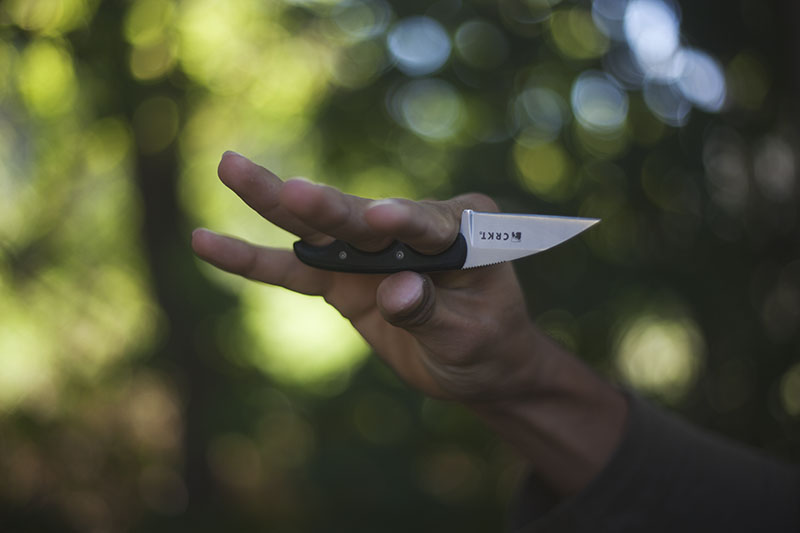 everyday carry gear survial blog review minimalist crkt folts wharncliffe