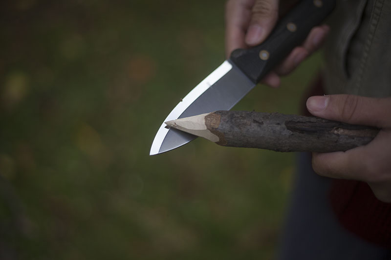 bushcraft fixed blade l.t. wright genesis review handcrafted survival knife