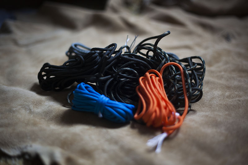 PARACORD PLANET Wilderness Cord - 11 Strand Core - Multiple Colors and  Lengths