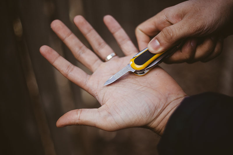 Victorinox EvoGrip S18 Swiss Army Knife Multi Tool Review