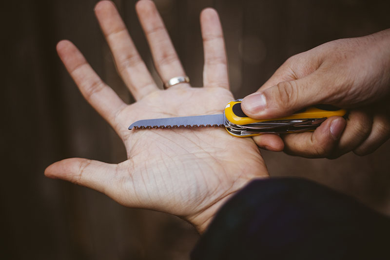 Victorinox Evolution Grip S18 15 Function Yellow/Black Pocket Knife 