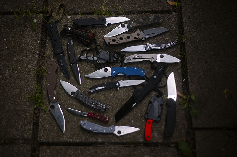 everyday carry knives survival blog photograph outtakes best edc knife article