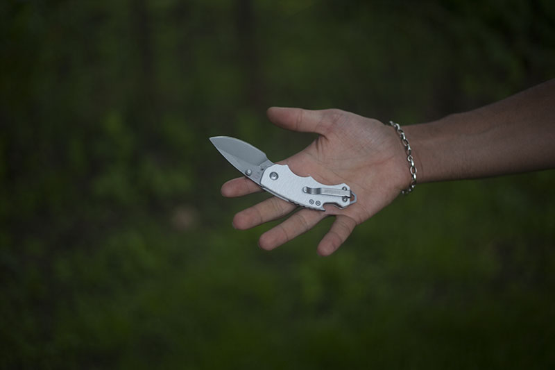 folding knife for women edc knives gear everyday carry kershaw shuffle review