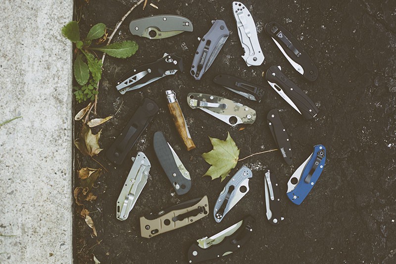 Knife Drop: Best Bang for Buck Folders Image Outtakes