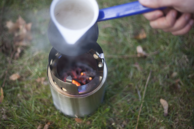 making coffee test campfire solo stove titan review gear preppers