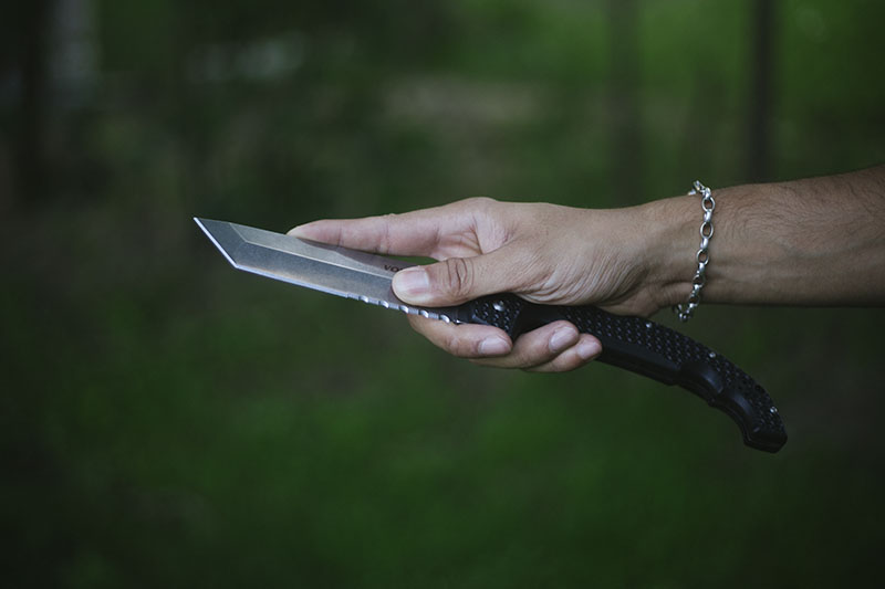 everyday carry cold steel voyager xl review tanto combo edge knife