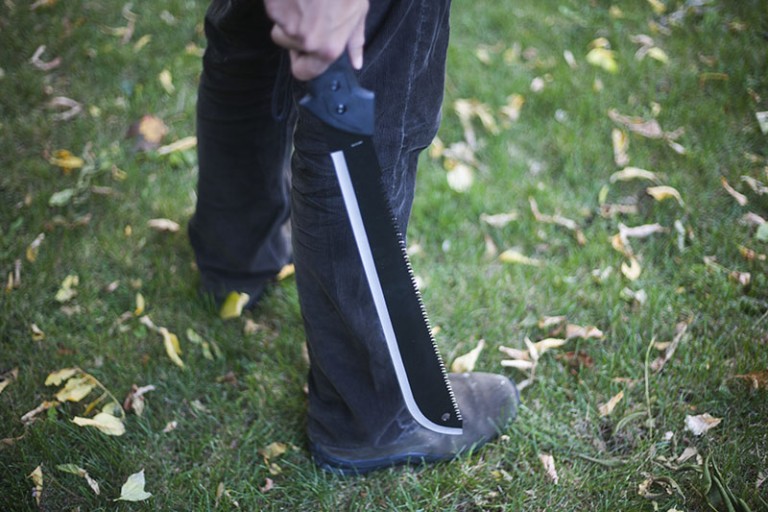 Gerber Gator Machete Saw Back Outdoor Knife Review