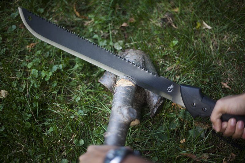 gerber gator machete knife review survival fixed blade outdoor gear