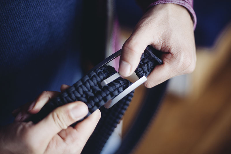 everyday carry wilderness survival belt rattlerstrap paracord handwoven