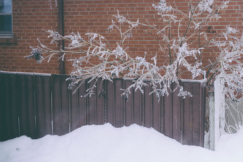 3 Ways To Heat Your Home During An Emergency Winter Power Outage