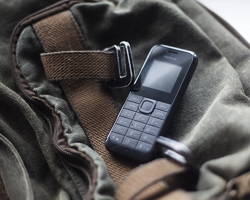 emergency devices using dumb phones to call for help 911 emergencies