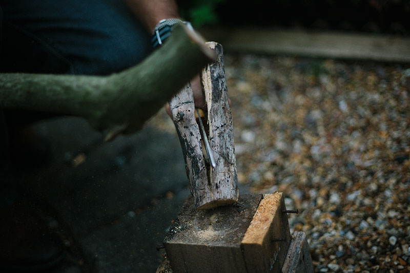 helle-temagami-review-batoning-test